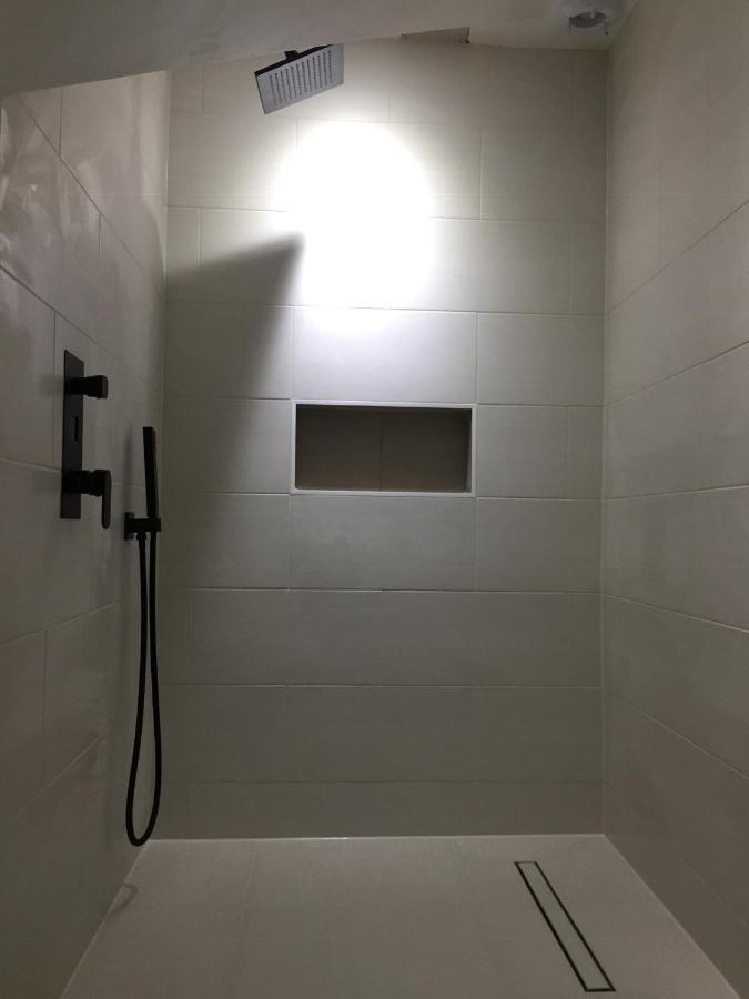 Spacious Double Bedrooms Sharing New Bathroom, En-Suite Option Available, Kings Lynn King's Lynn Exterior photo